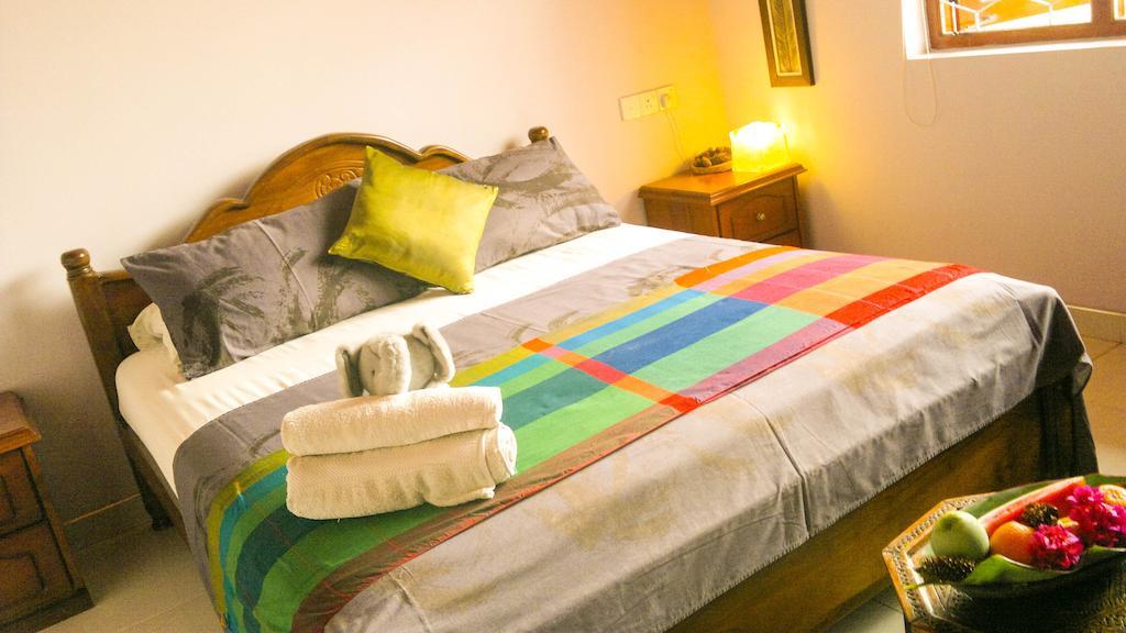 Serendib Guest House Negombo Oda fotoğraf